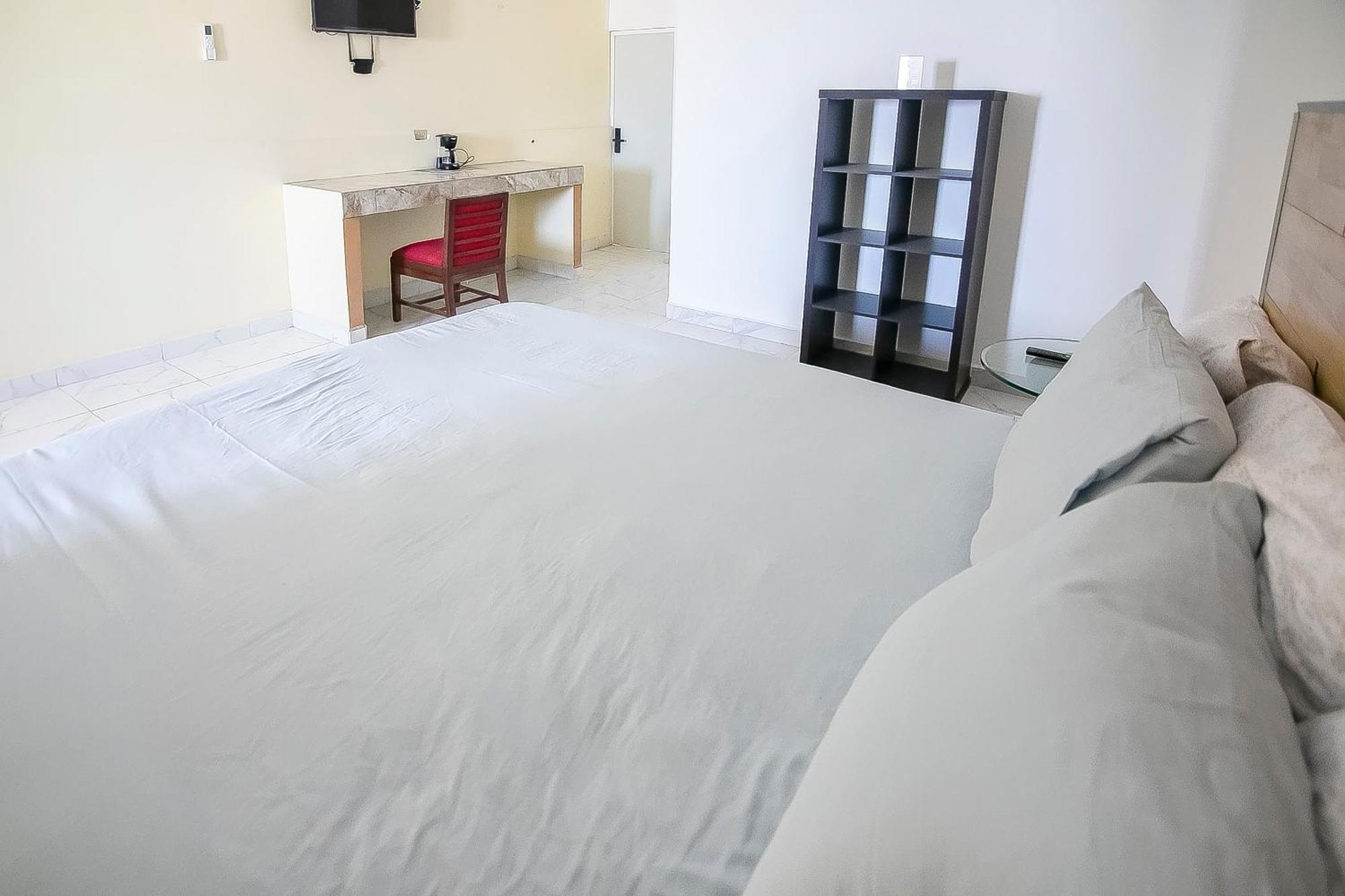 Oyo Hotel Plaza Las Torres, كابو سان لوكاس المظهر الخارجي الصورة